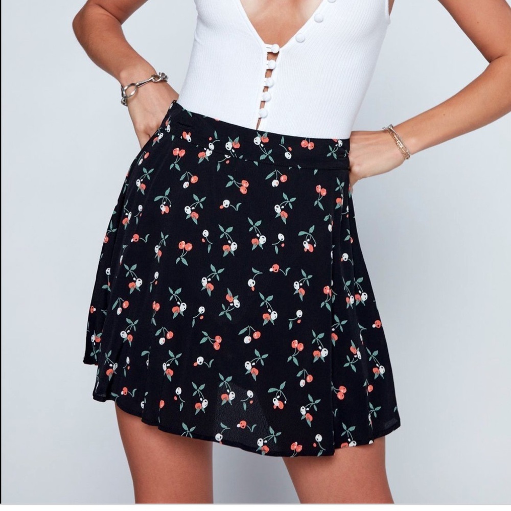 Flynn Skye A line Mini Skirt in Burgundy